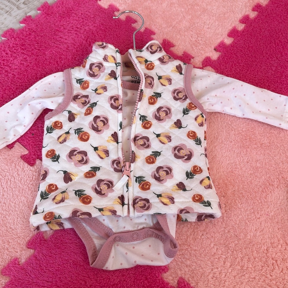 Chickpea 0-3 month onsie and zip up vest